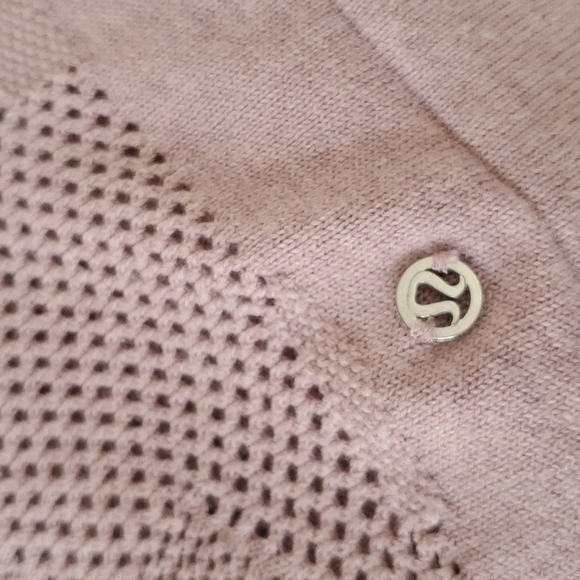 Lululemon Find Your Light Wrap - Picture 8 of 12